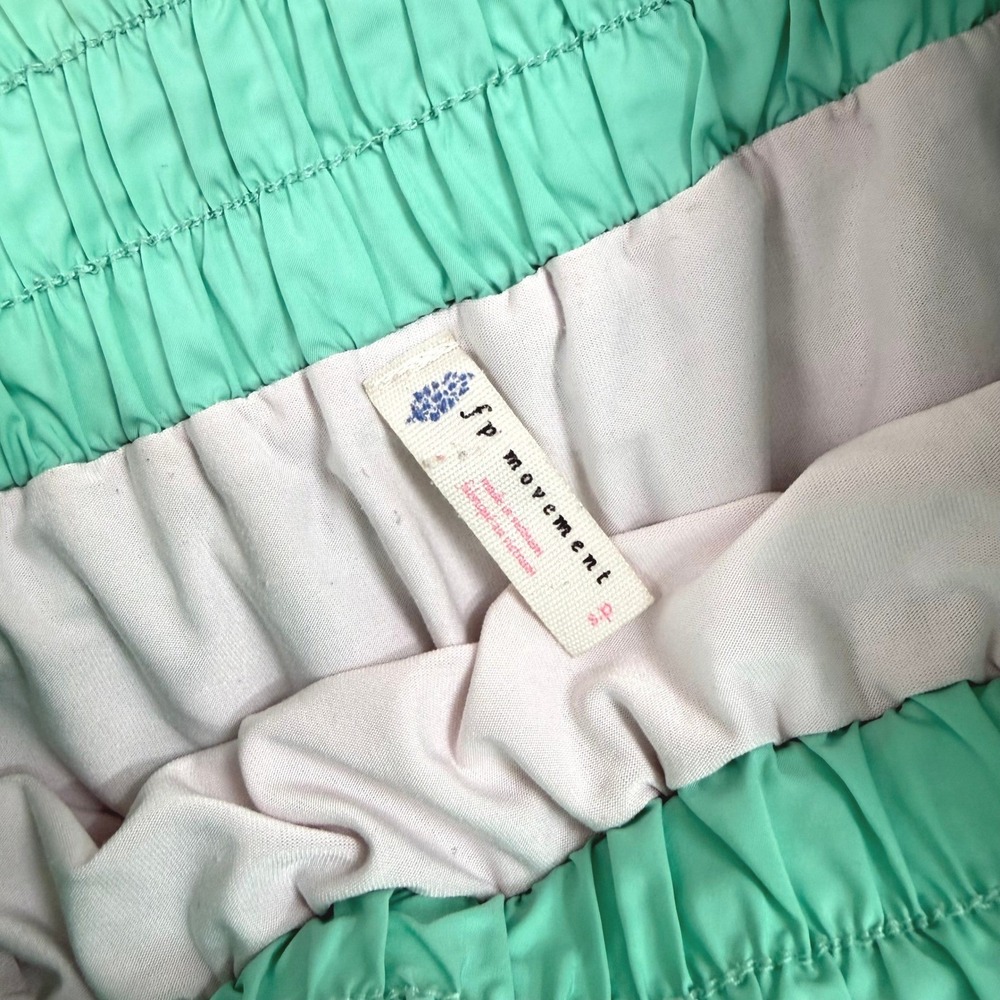 Free People FP Movement Get Your Run On Shorts Women S Mint Green Flowy Boho - Picture 5 of 6